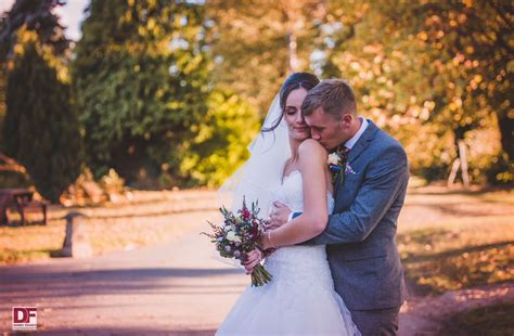 Wedding Photographer Berkshire: Love & Cherish Photography